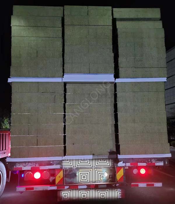 Paneles de pared sándwich ignífugos enviados a los América